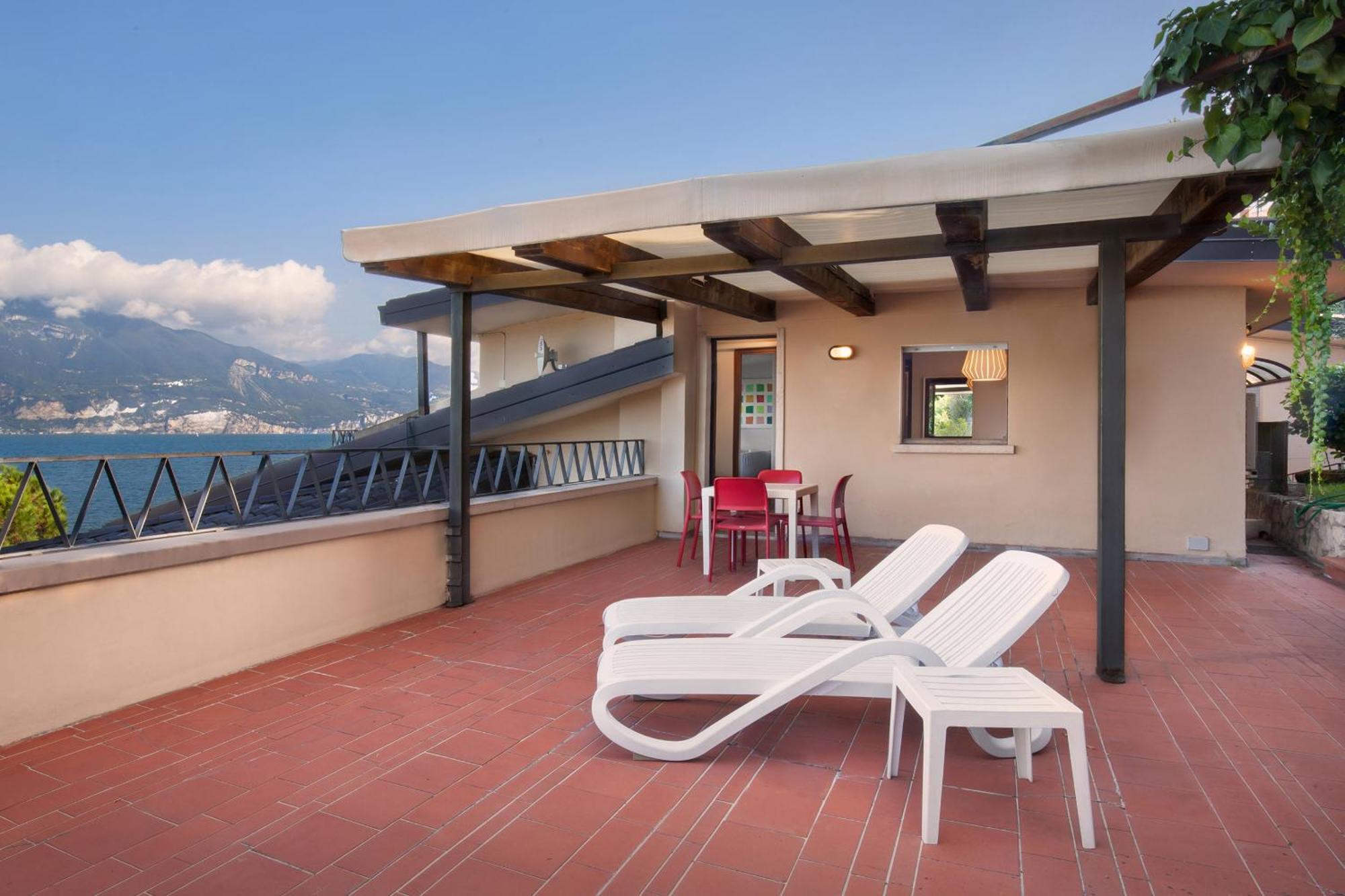 Watercolor Loft Διαμέρισμα Torri Del Benaco Εξωτερικό φωτογραφία