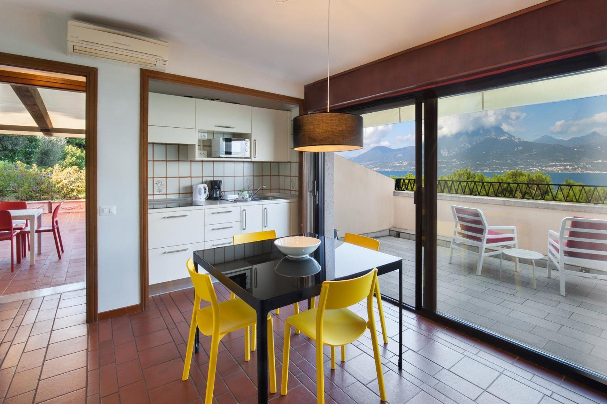 Watercolor Loft Διαμέρισμα Torri Del Benaco Εξωτερικό φωτογραφία